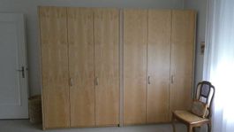Kleiderschrank Holz