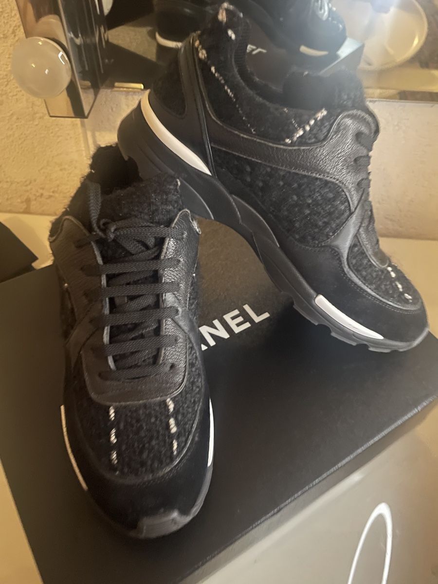 Chanel Scarpe da uomo: Chanel Tweet Sneaker – Usato da Erlinsbach SO venduto da VWV1 8