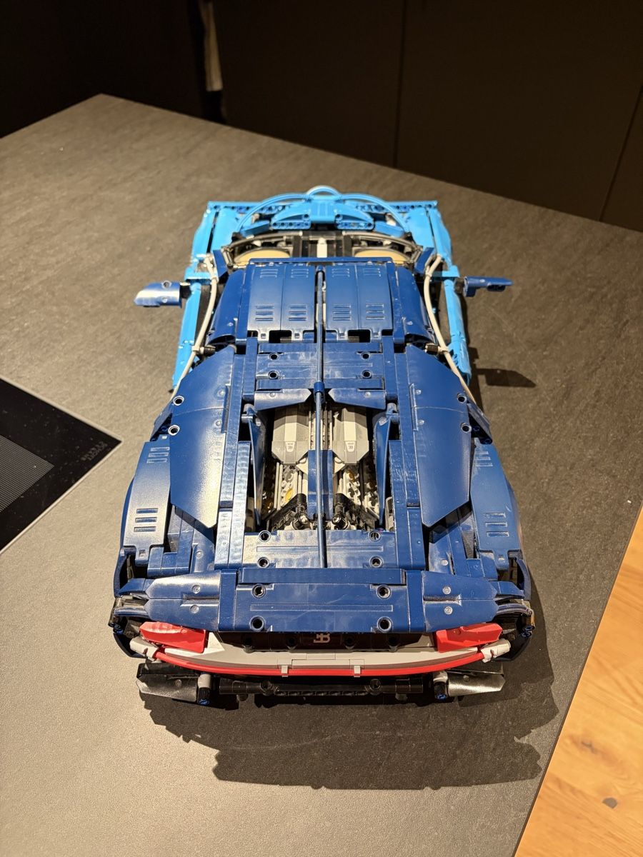 Lego Spielzeuge: Bugatti Chiron Lego Technic(Anleitung dabei) – Gebraucht aus Derendingen von gia_g6fl 5
