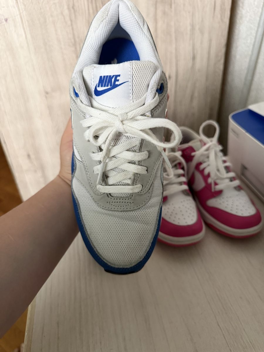 Scarpe per ragazzi: Lot chaussures Nike enfant – Usato da Genève venduto da tre_pr6f 2