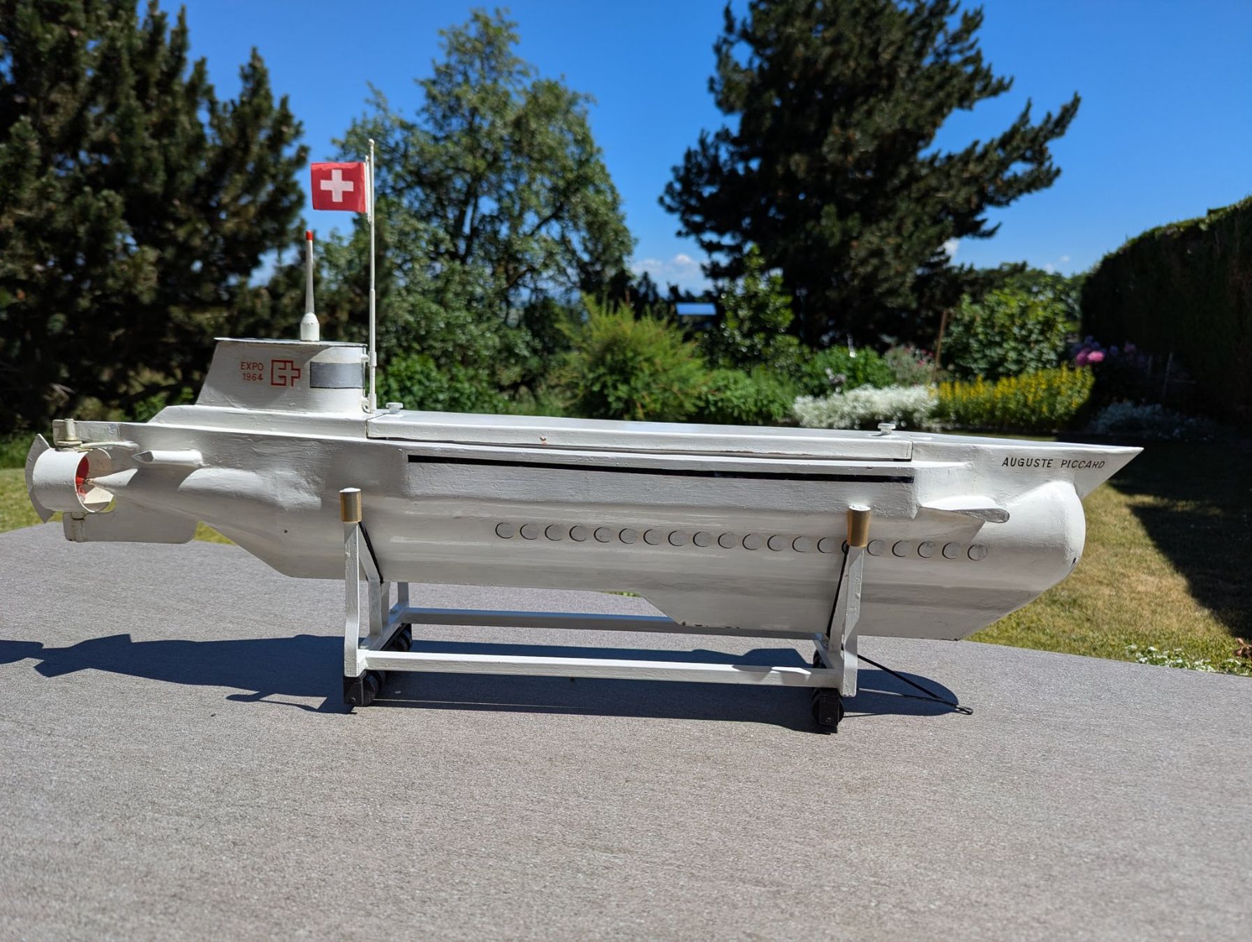 Modellismo RC: Ancien sous-marin " Mésoscaphe" Auguste Piccard. – Difettoso da montcherand venduto da Niollu 1