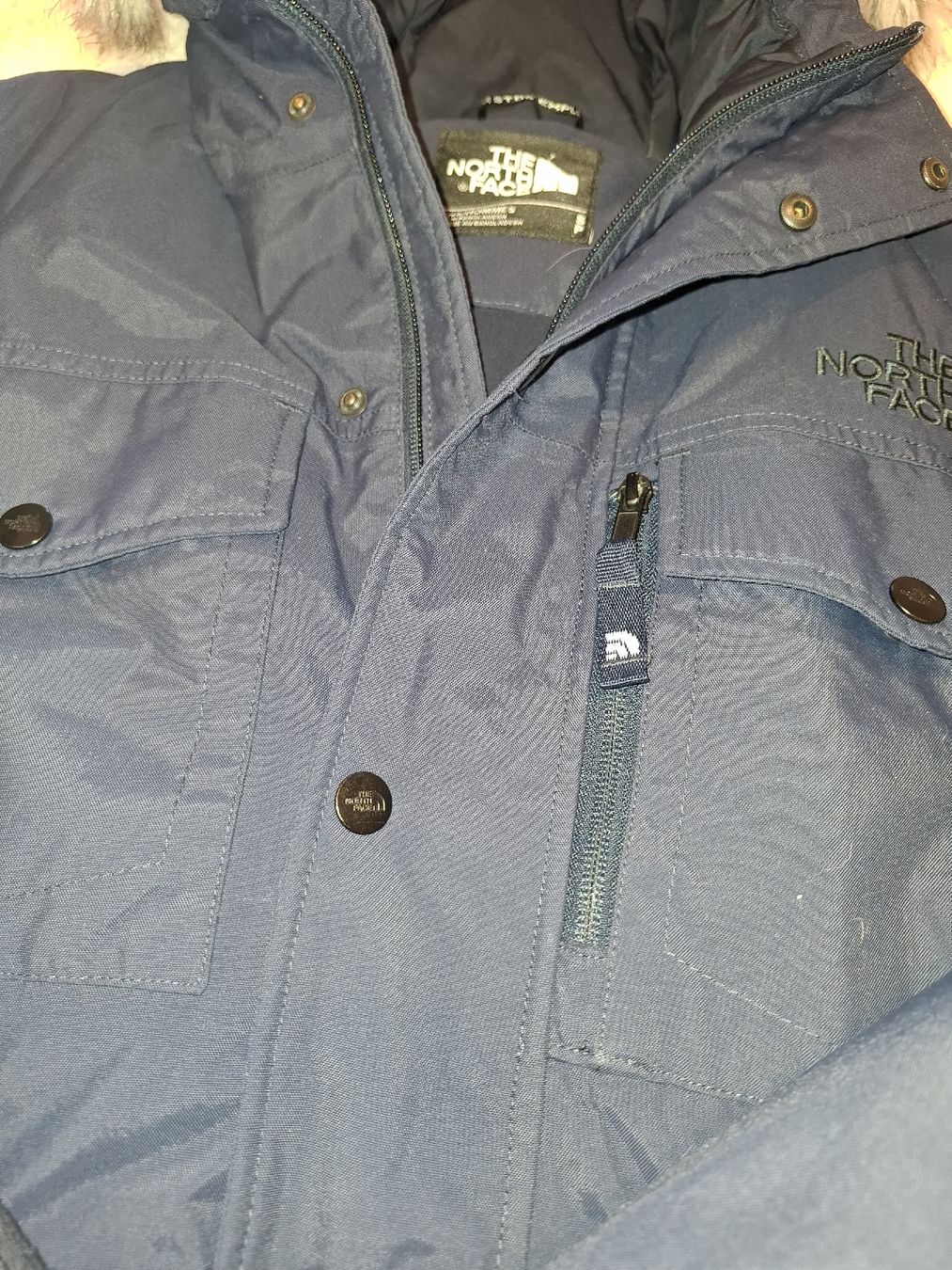 North Face Jacken: Veste The North Face Gotham Bomber Taille S – Neu (gemäss Beschreibung) aus Le Locle von QUALI-PRIX 8