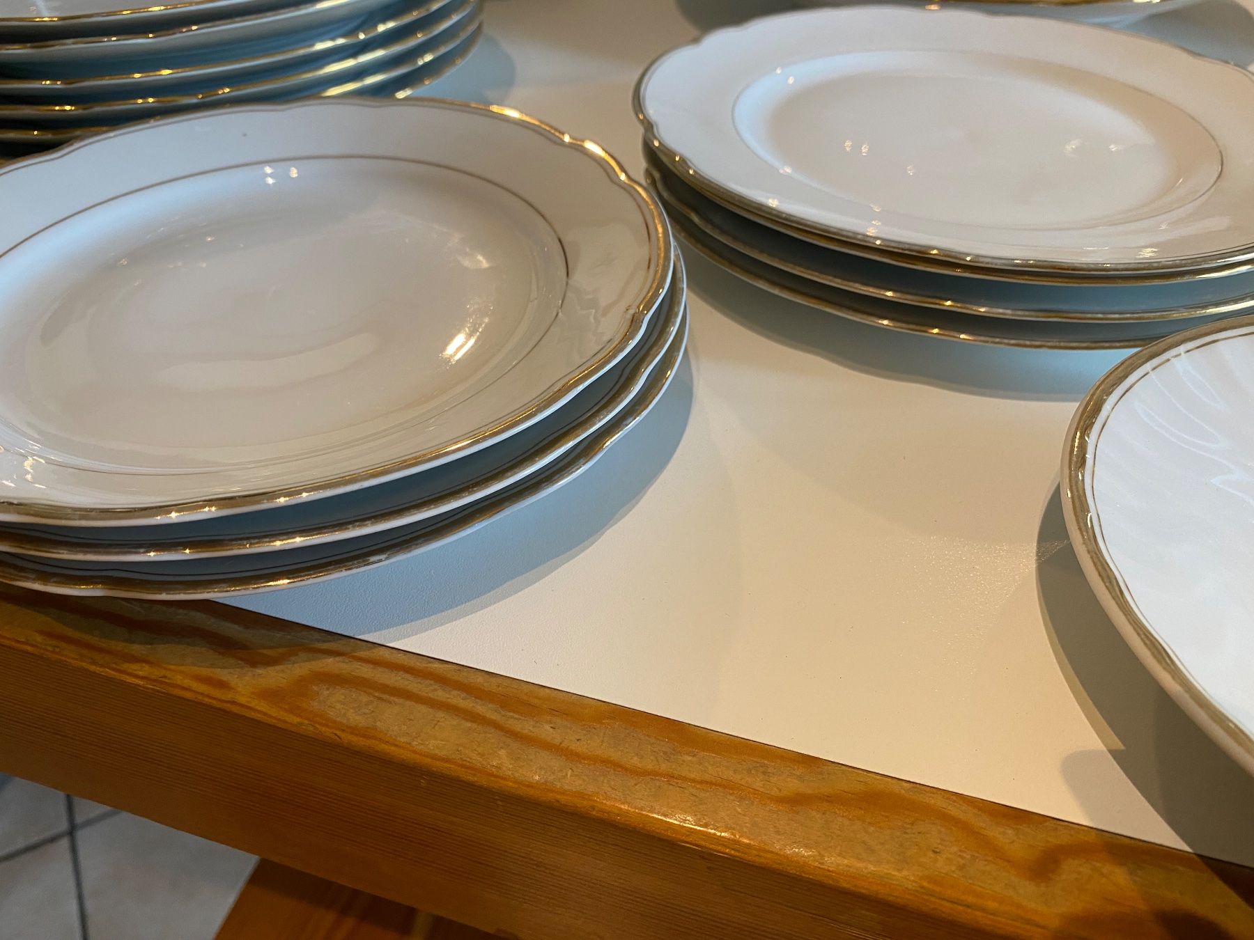 Set di piatti: Geschirr Set 2 – Usato da Eschlikon TG venduto da ArtRec 6