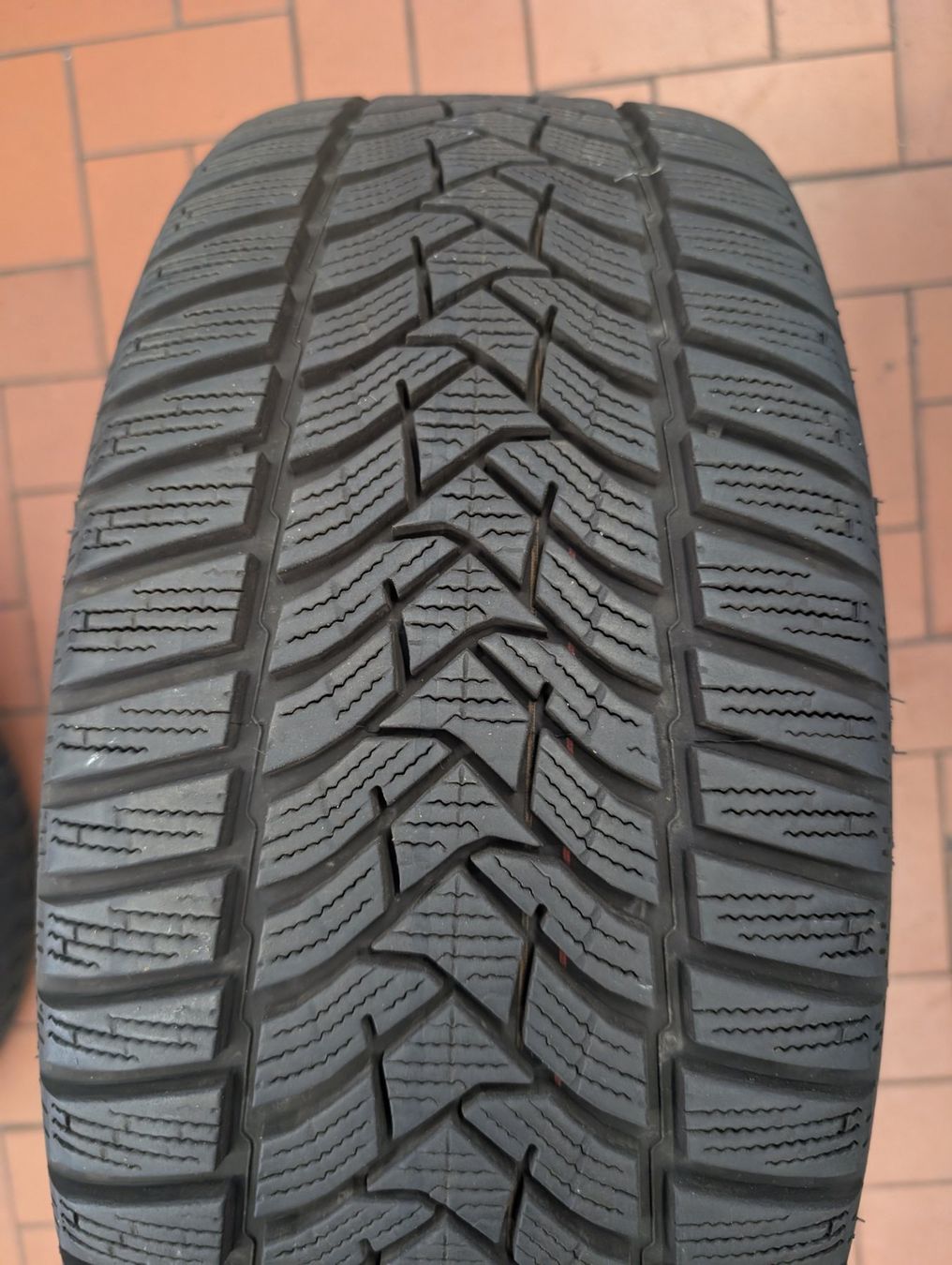 Volkswagen Pneumatici & Ruote complete: 4 Winterräder zu VW Golf VIII – Usato da Trimstein venduto da ef79 6