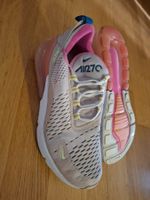 Nike 270  Gr. 40,5