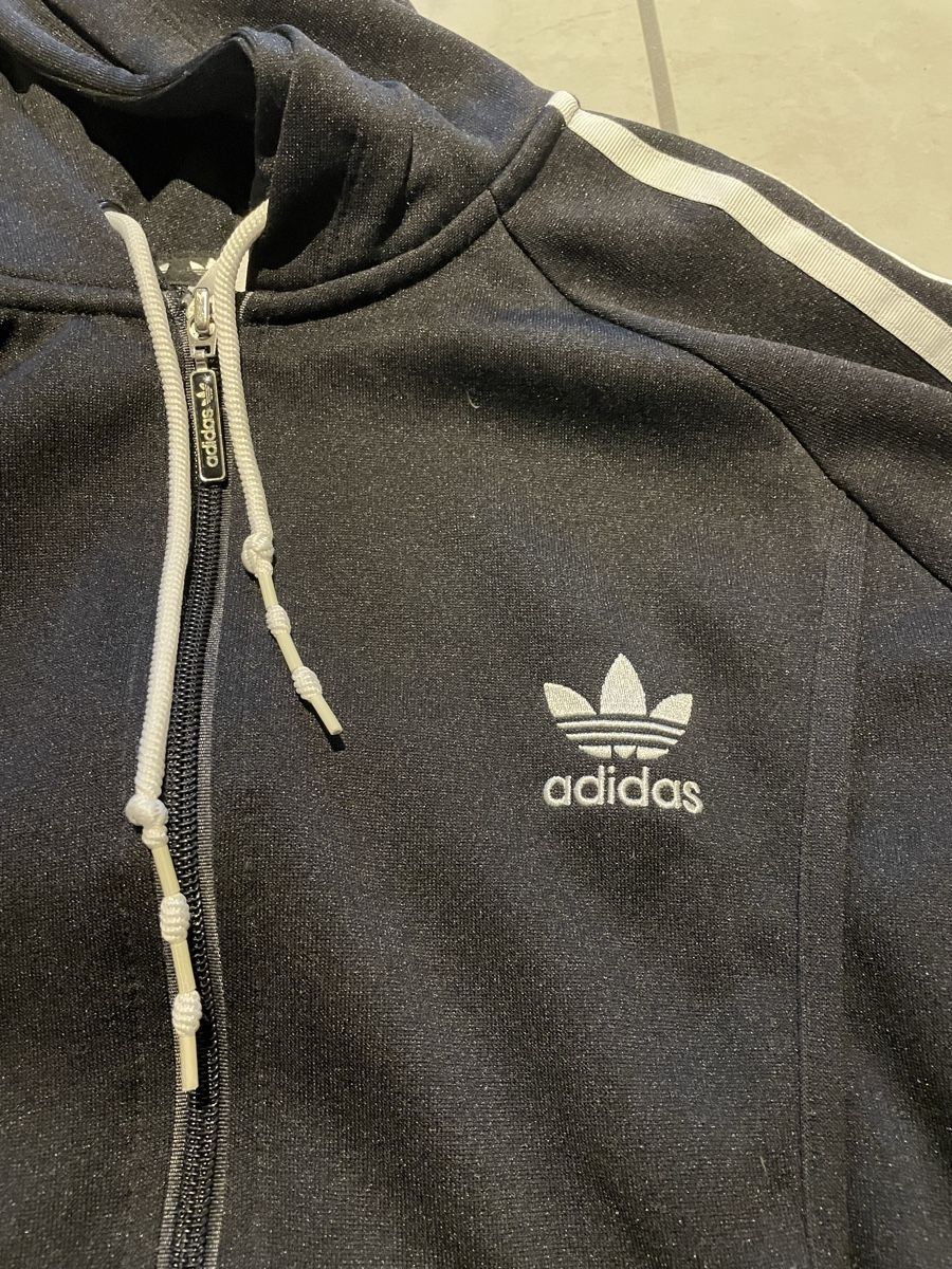 Adidas Jacken: Adidas Trainer Jäckli mit Kapuze – Gebraucht aus Lenzburg von jen_thd8 1