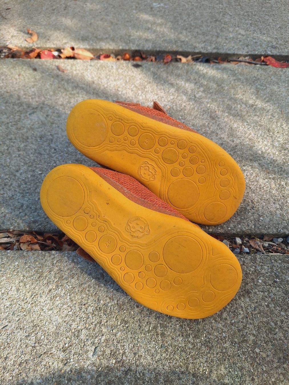 Affenzahn Schuhe für Jungen: Affenzahn Barfusschuhe Gr 27 braun – Gebraucht aus Winterthur von pat.paw 1