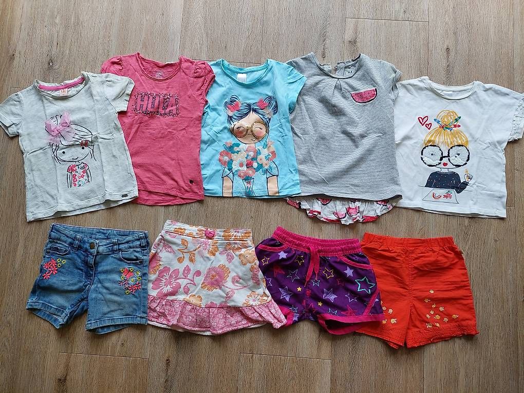 Lotti & Set di vestiti: Kleiderpaket Mächen 104 Sommer 24 Teile – Usato da Zürich venduto da Julia0123 2