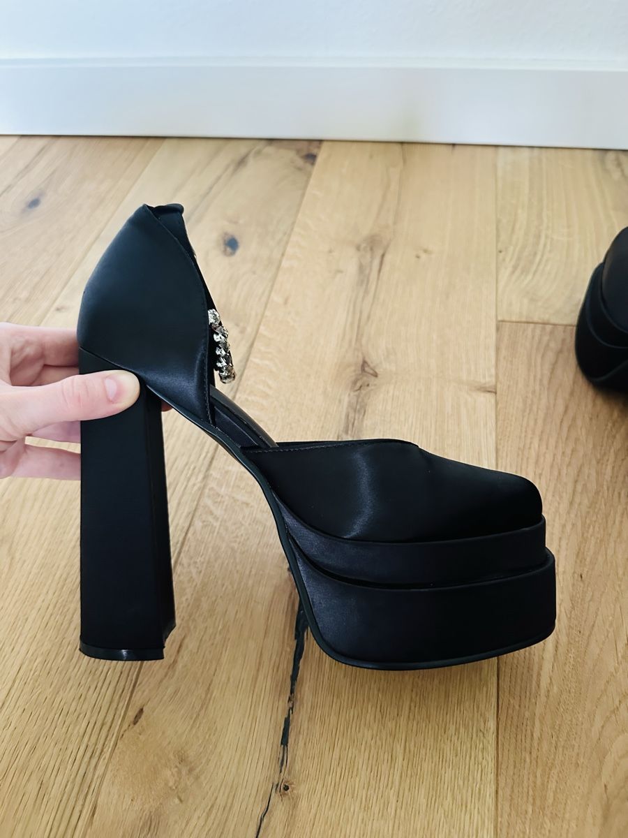 Scarpe da donna: High platform heels with crystals – Usato da Kilchberg ZH venduto da kku_pv69 4