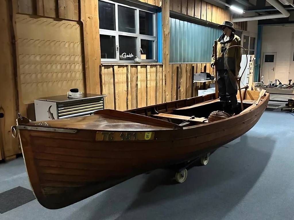 Bateaux pneumatiques & canoës: Staempfli Ruderboot – D'occasion à Neuhausen par Alexandra610 1