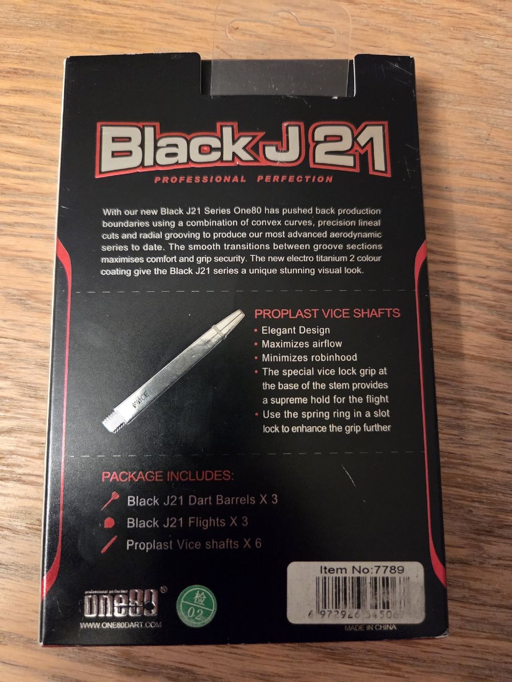 Dart: Darts Black J21 – Neu (gemäss Beschreibung) aus Engelberg von ursdemar89 2