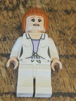 lego figurine jurassic world jw012 Claire Dearing -