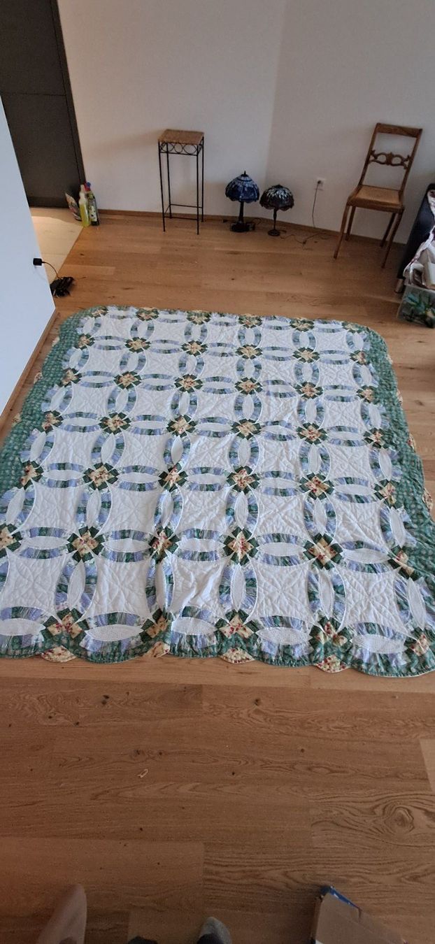 Coperte: Sehr grosser, handgemachter Patchwork Quilt, L 238cm B 220cm – Usato da Chur venduto da Okapi77