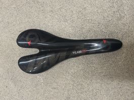 Carbon Sattel - JIMAI TEAM.80