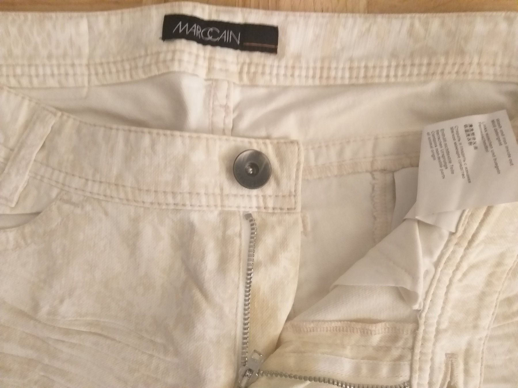 Marc Cain Jeans: MARC CAIN Jeans taille / Grosse M (3) – Gebraucht aus Cossonay-ville von Super-Price-Quality 4