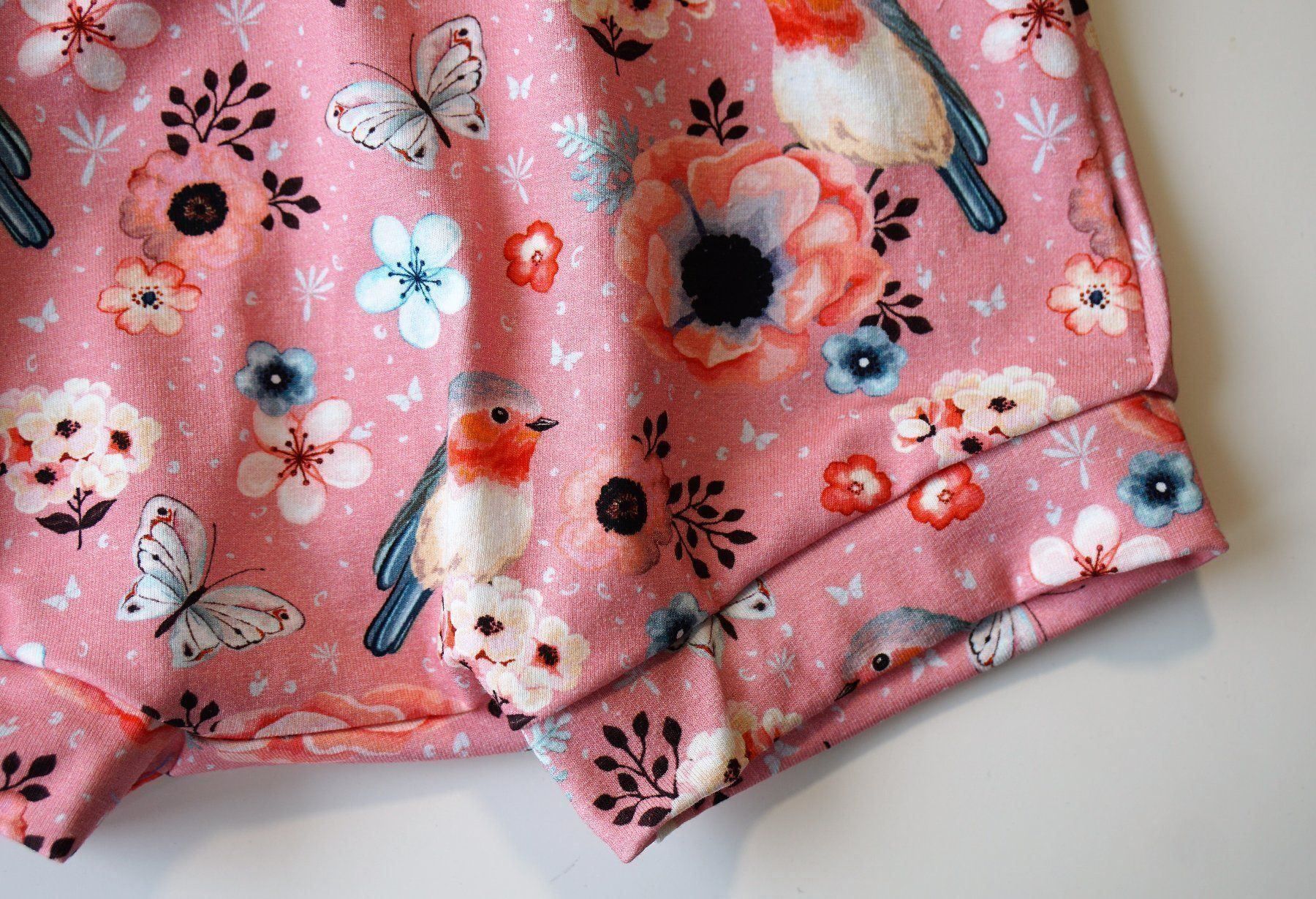 Hosen: Rosa Kurze Hose mit Blumen 98/104 NEU – Neu und originalverpackt aus Zürich von sambaum 2