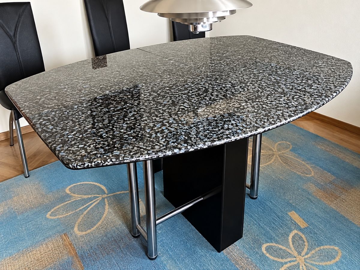 Tavoli: Granit-Tisch – Usato da Rengg venduto da don_g8tl 1