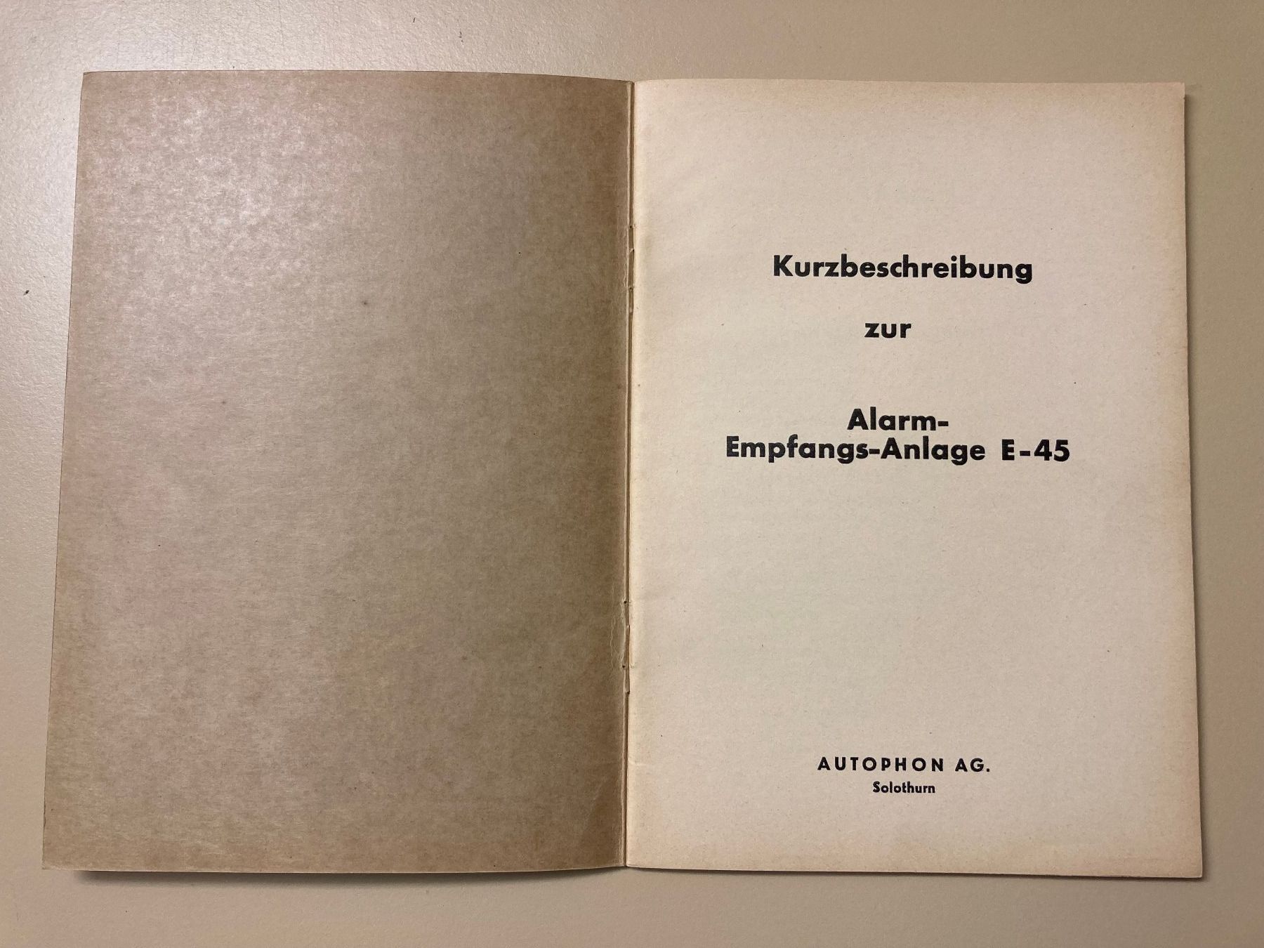 Schweizer Armee Plaketten & Abzeichen: Anleitung: Alarm-Empfangs-Anlage E45 - Schweizer Armee – Gebraucht aus Brütten von Hst1 2