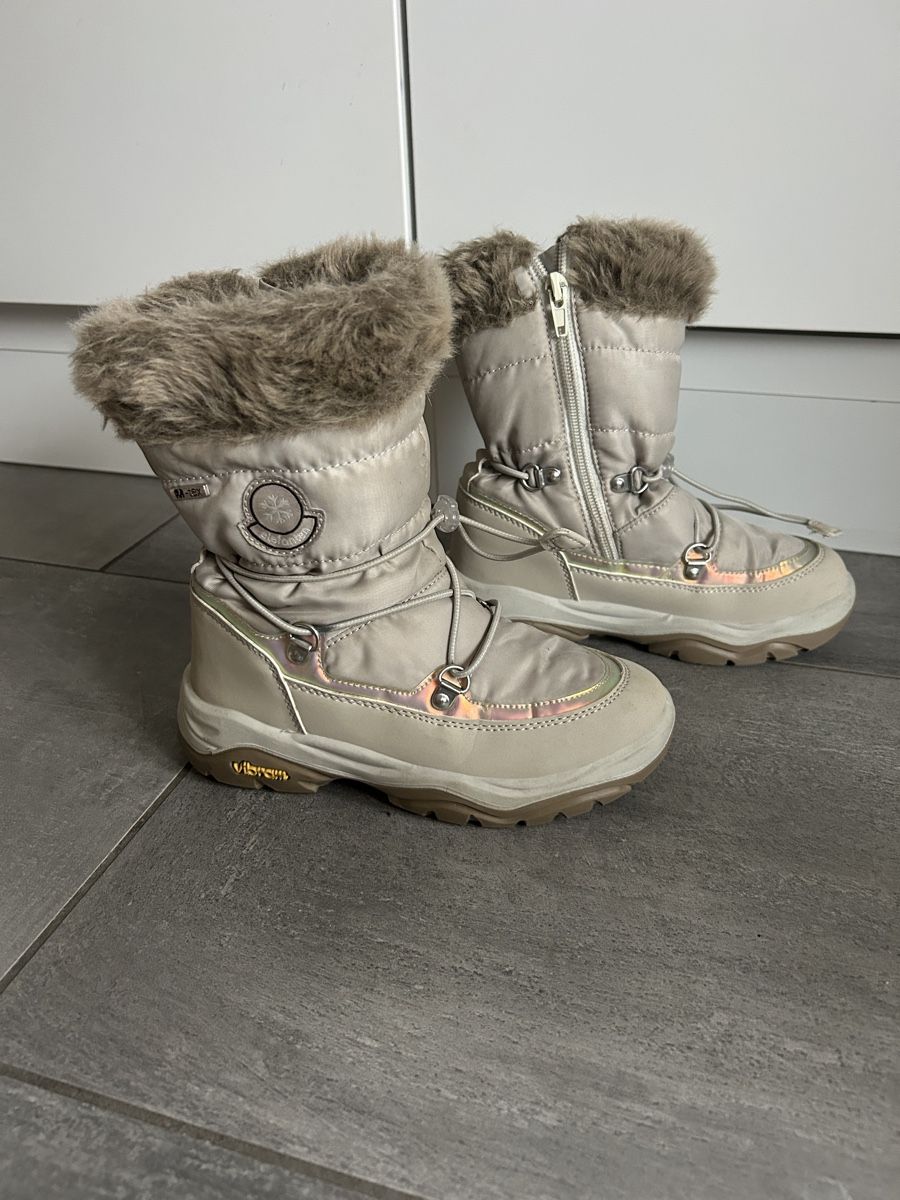 Scarpe per ragazze: Winterstiefel, Grösse 30 – Usato da Engelburg venduto da Quinti15 1