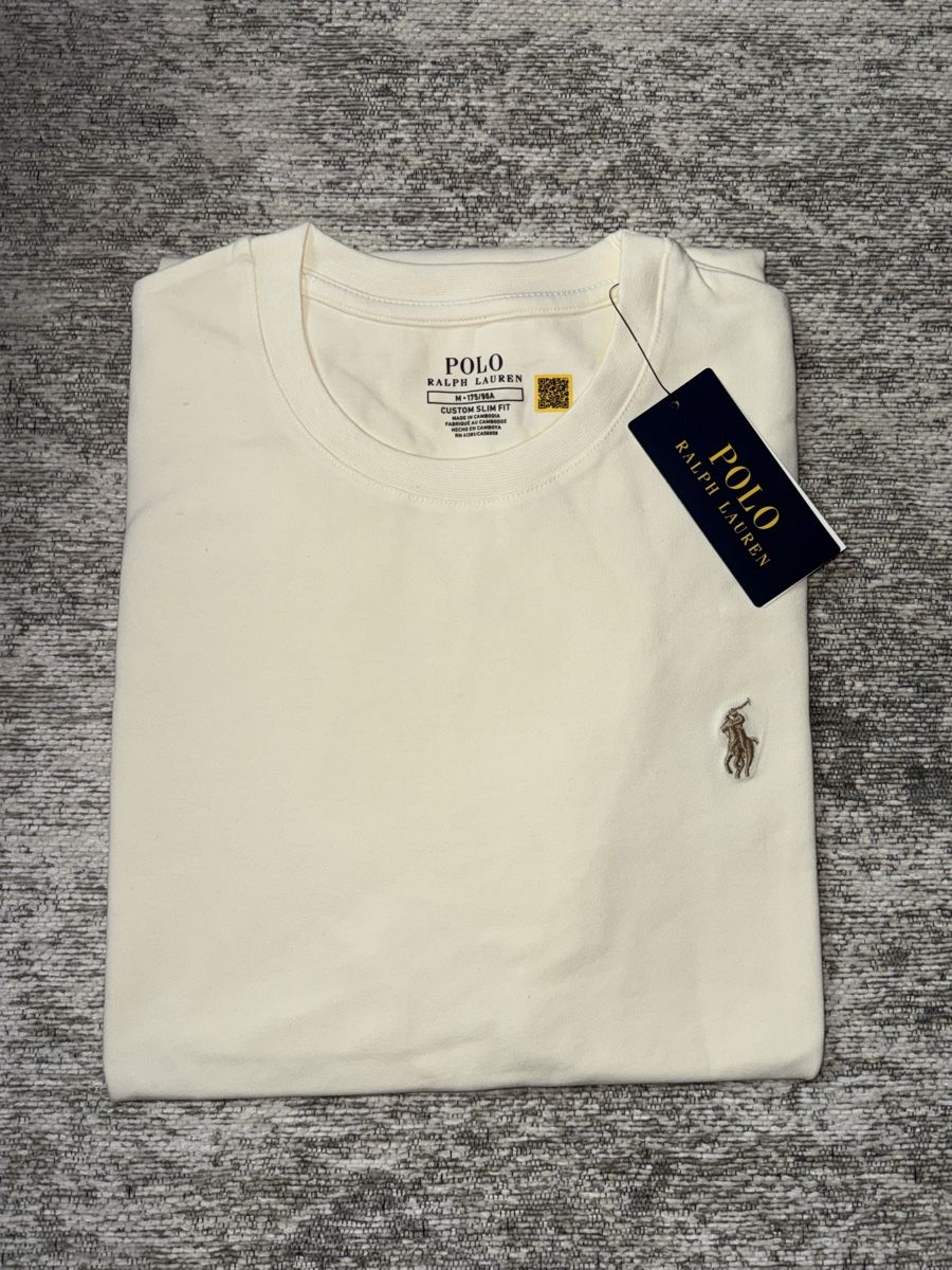 Ralph Lauren T-shirt: T-shirt Ralph Lauren  – Nuovo e nell'imballaggio originale da La Chaux-de-Fonds venduto da Lucas_g