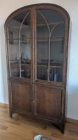 Glas-Vitrinenschrank aus Holz