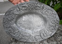 antik Jugendstil Zinnschale Servierplatte Drachen-Relief L39
