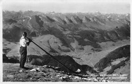 Gruss vom Säntis - Alphornbläser mit Bergpanorama, 1948