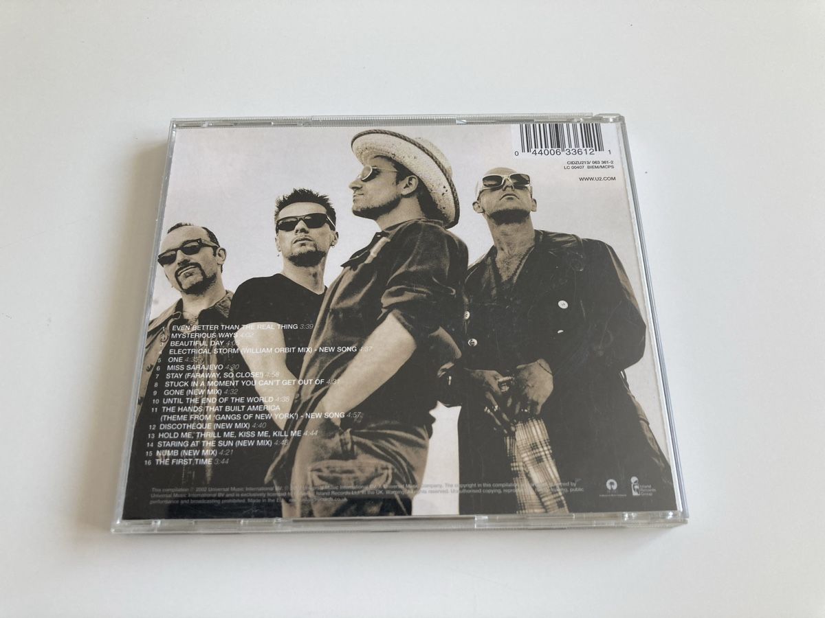 CDs: U2 The Best of 1990-2000, CD – D'occasion à Biel/Bienne par almercaa 2