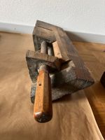 antike Hinterzange (auch Hobelbank-Zange genannt)