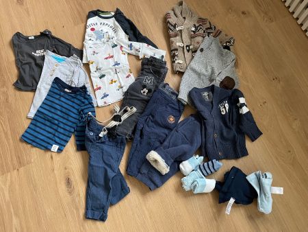 Jungen Kleiderpaket Grösse 80 Herbst / Winter