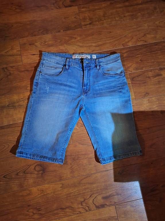 Jeans: Jeans court xl – Gebraucht aus Riaz von italo75 2