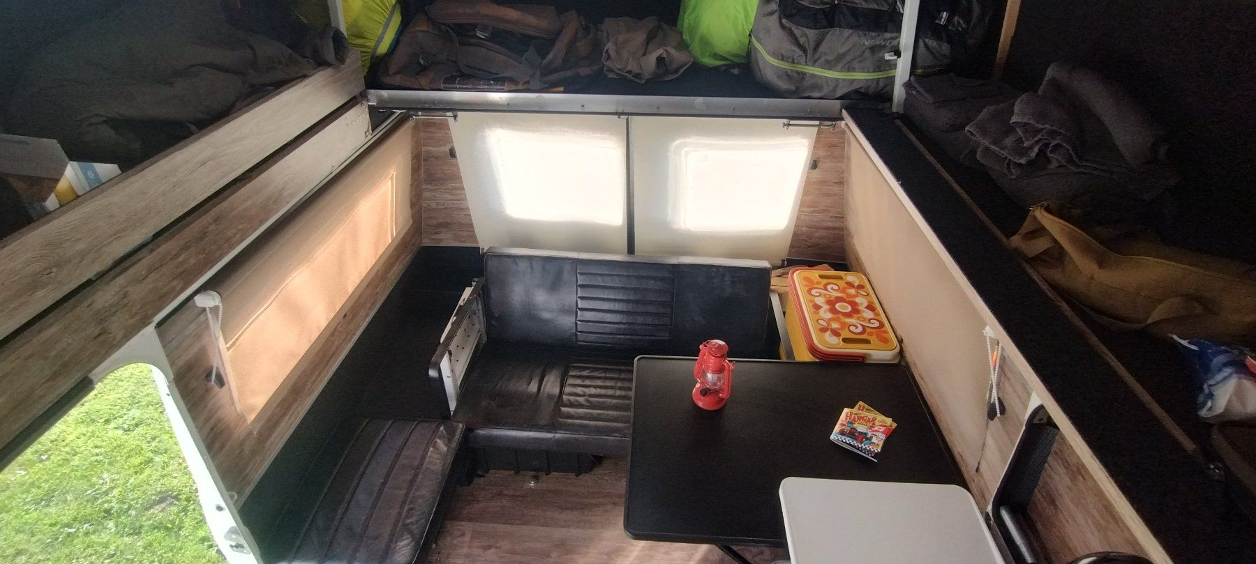 Bedford Veicoli da campeggio: Camping-car vintage Bedford CF250 – Usato da Mont-sur-Rolle venduto da ScaleFlyer 5