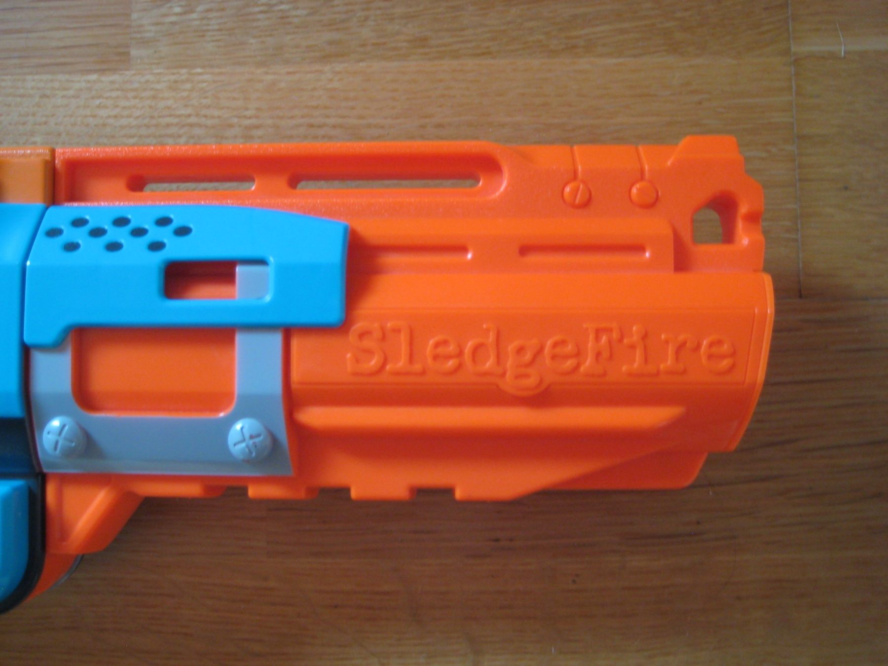 Nerf Spielzeuge: Nerf Sledgefire – Gebraucht aus Erlinsbach SO von  3