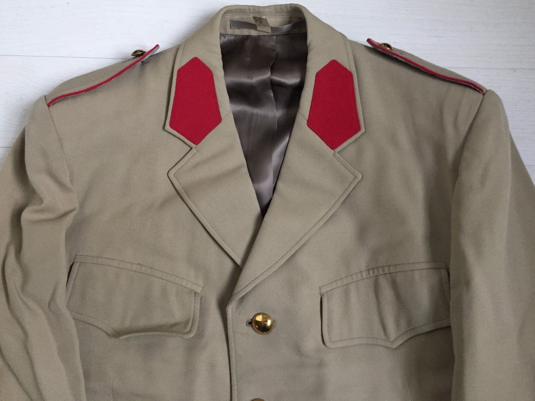 Uniformi: Uniform Gemeindepolizei Tessin – Usato da Volketswil venduto da zwitsch33 3