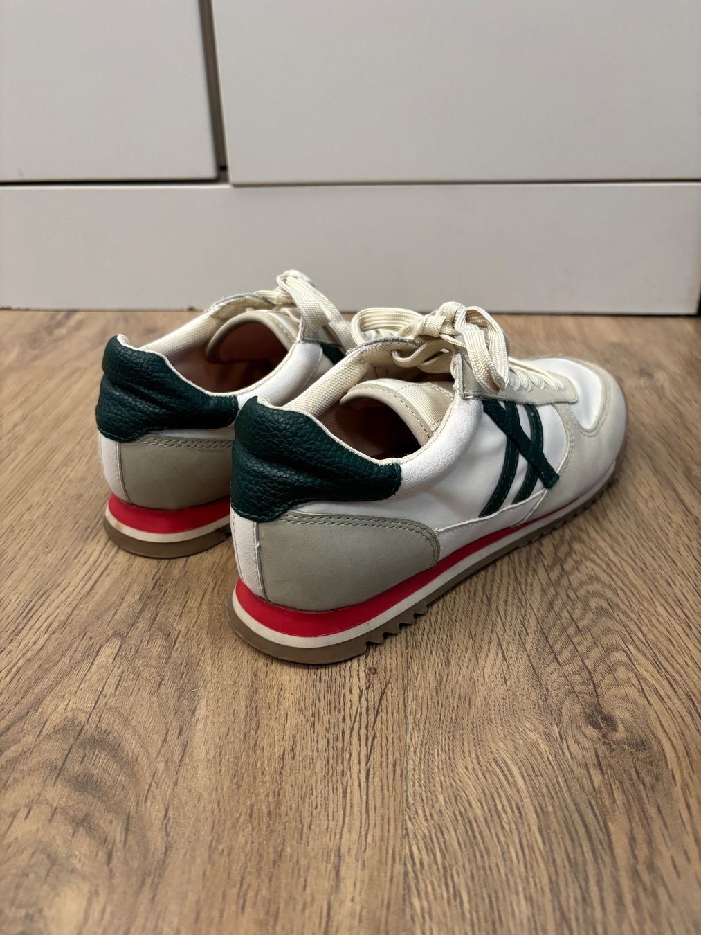 Scarpe da donna: Coole Sommer-Sneakers Parfois - Gr. 38 – Usato da Brügg BE venduto da rutschimedizin 2