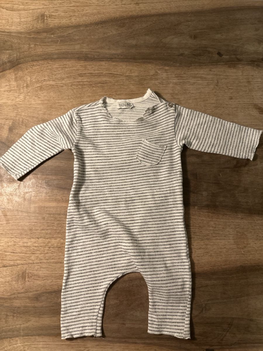 Pagliaccetti: Onesize / Jumpsuit / Pijama Buho – Usato da Luzern venduto da NinaWapp