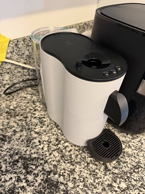 Macchine per caffè & Macchine per espresso: Macchina caffè CoffeeB Horizon – Usato da Massagno venduto da mum_yhn2 2