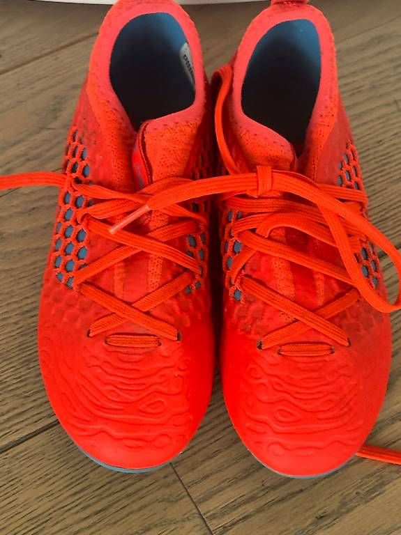 Herrenschuhe: Puma Fussballschuhe  Grösse 32 Top Zustand – Gebraucht aus Hüntwangen von car_29rl 2