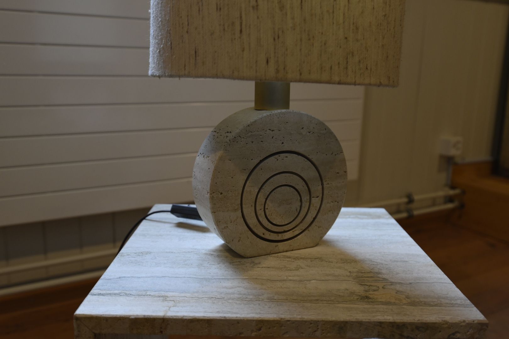 Lampade: Designklassiker Travertin Lampe Fratelli Manelli – Usato da Lichtensteig venduto da Polsterwerk 2