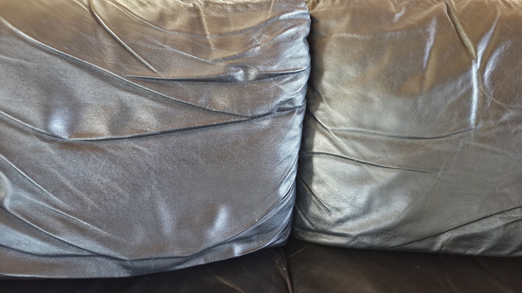 Sofas: 2 Sofas mit Hocker – Gebraucht aus Pfeffikon LU von Spiderpig1991 6