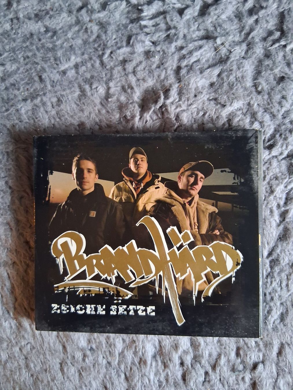 CD: BRANDHÄRD        ZEICHE SETZE     CD – Usato da Wetzikon ZH venduto da Ramones01
