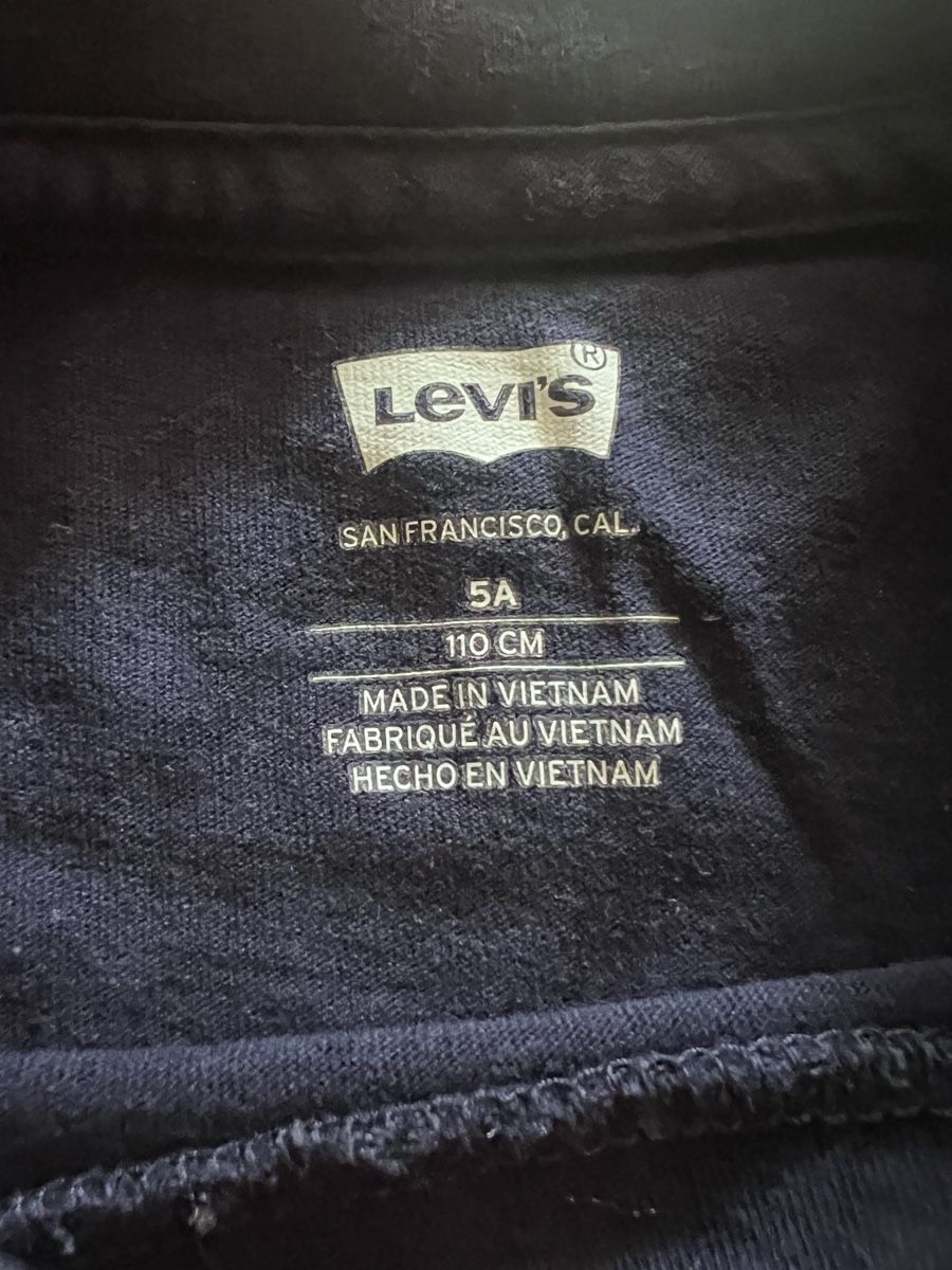 Levi's Lotti & Set di vestiti: Levi's Set, Gr. 110/116, Jeans + Shirt + Pullover top! – Usato da Schlieren venduto da SB_LO 2
