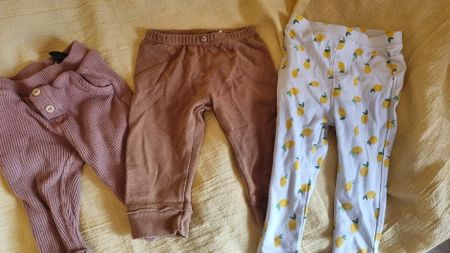 3 Stk Hosen Mädchen Zara H&M 74/80 86 gut erhalten