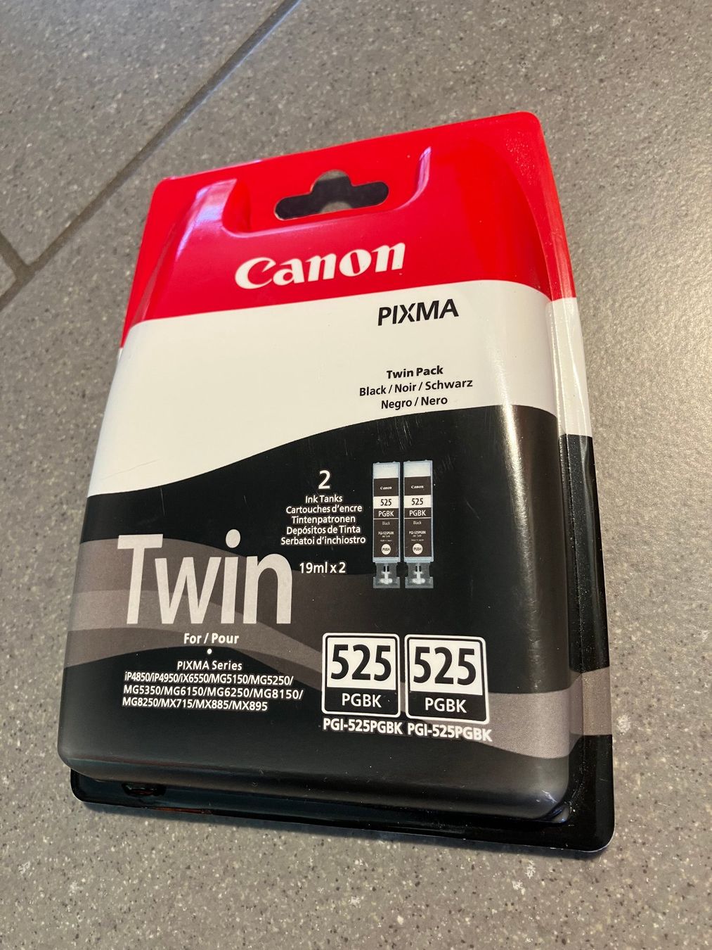 Canon Cartucce per stampanti & toner: Canon PIXMA Twin Pack 525 PGBK schwarz 19ml x 2 – Nuovo e nell'imballaggio originale da Winznau venduto da gugi2009