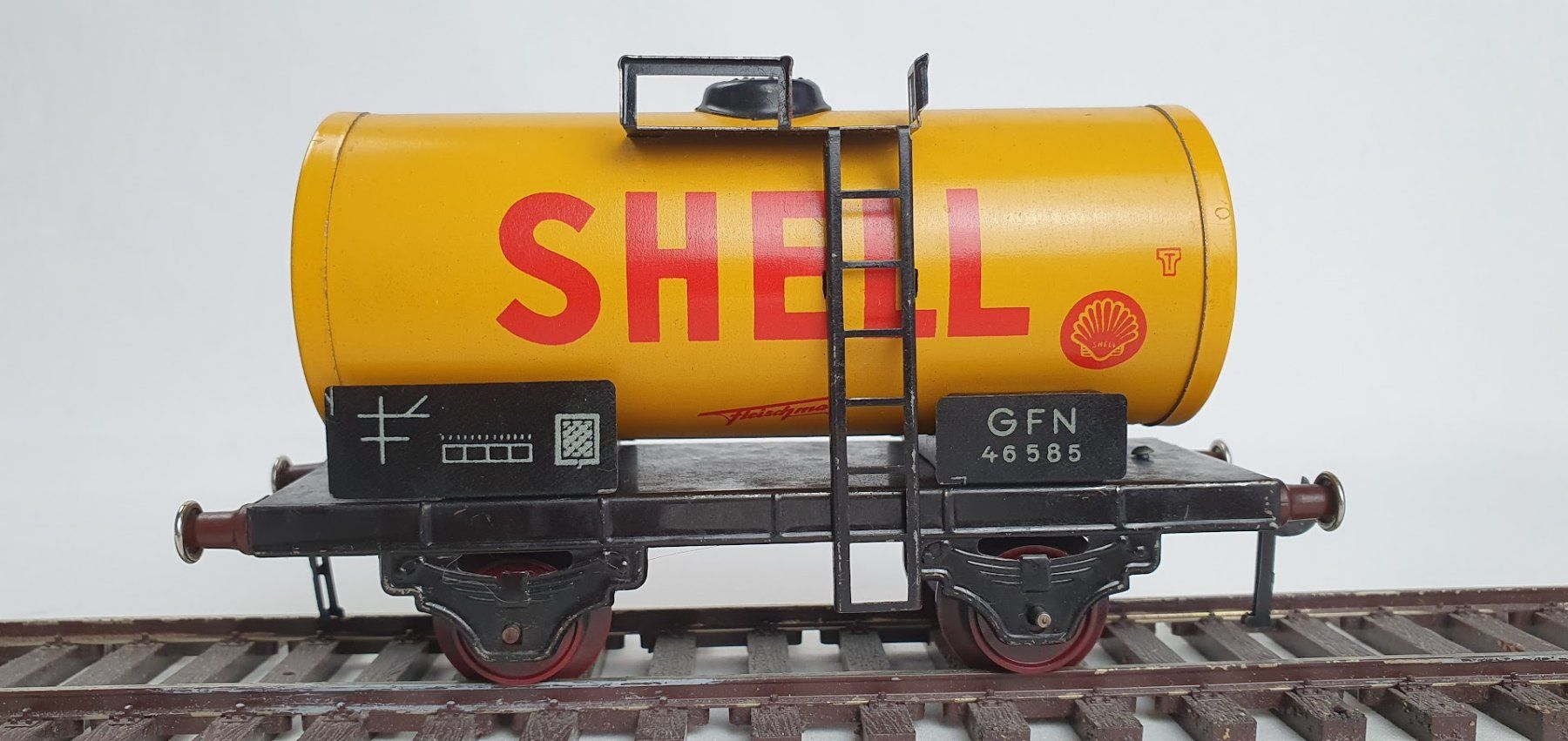 Fleischmann Trains électriques: Fleischmann GFN DRG/DB Kesselwagen "Shell", Spur 0/Blech – D'occasion à Seon par voAllBah
