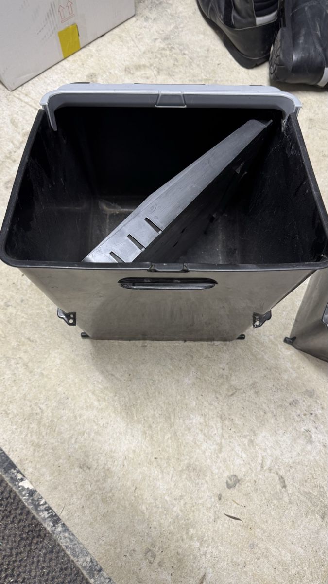 Müllex Cestini per rifiuti: 2x Müllex Müllsackständer 30L schwarz/grau – Usato da Flurlingen venduto da Norviking 4