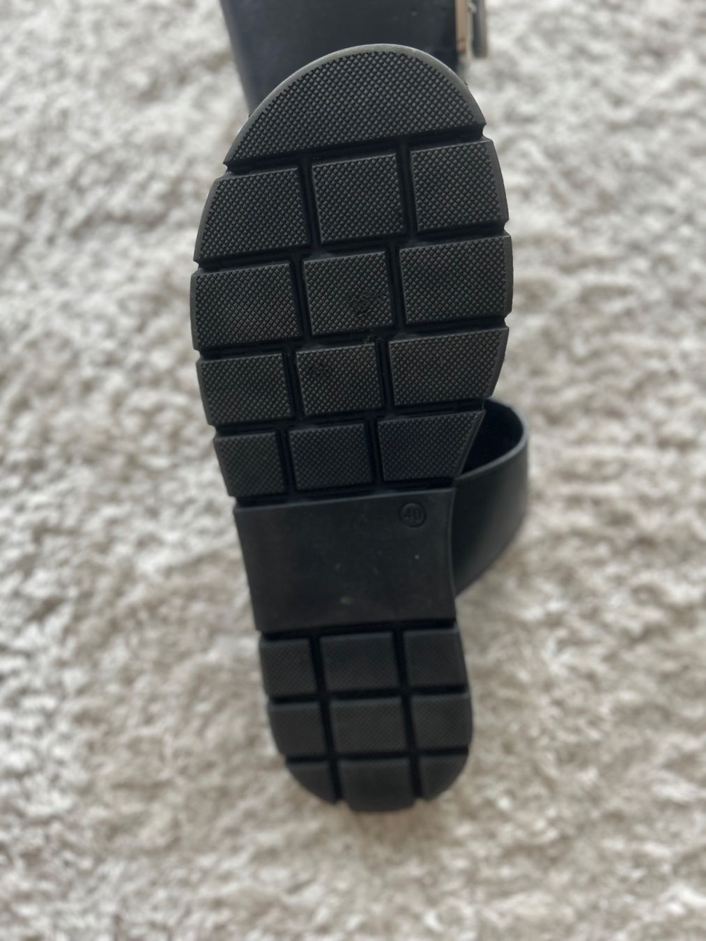 Damenschuhe: Une paire de sandales – Gebraucht aus Courrendlin von loko2910 3