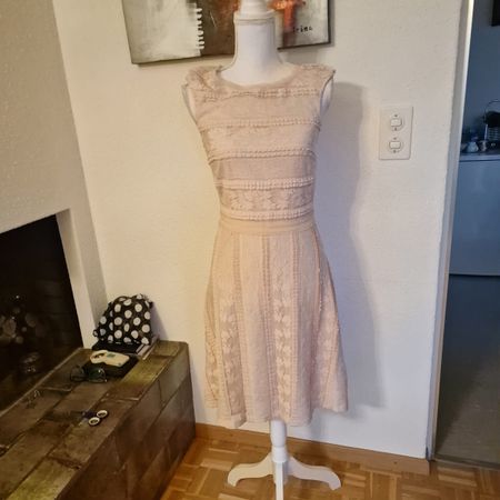 comma Sommer Kleid mit Spitzen gr.34