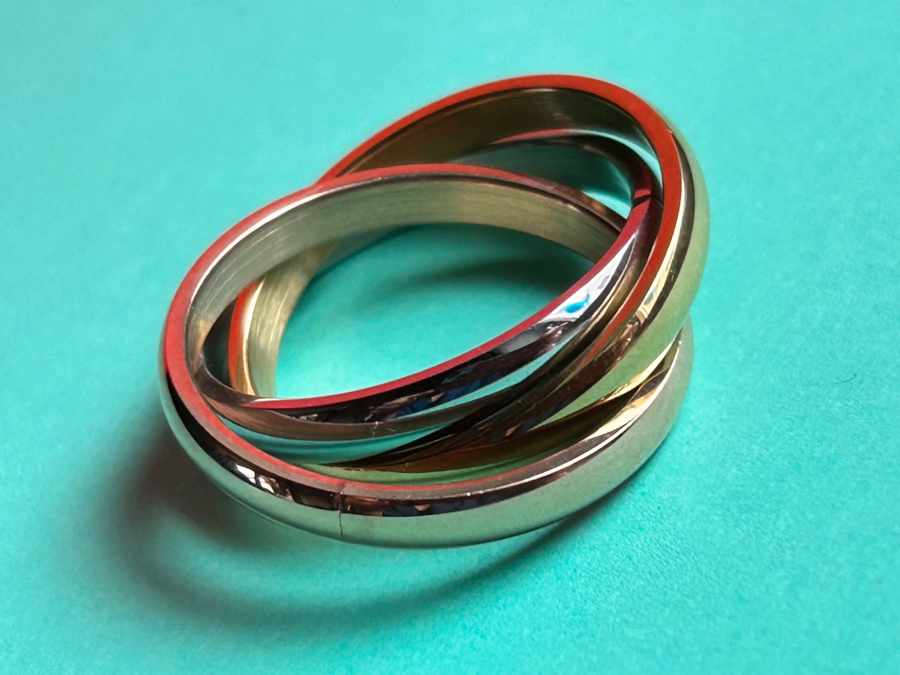 Ringe: Ring Trinity (3 color) 59/56/53 – Gebraucht aus Laufen von belleskulptur