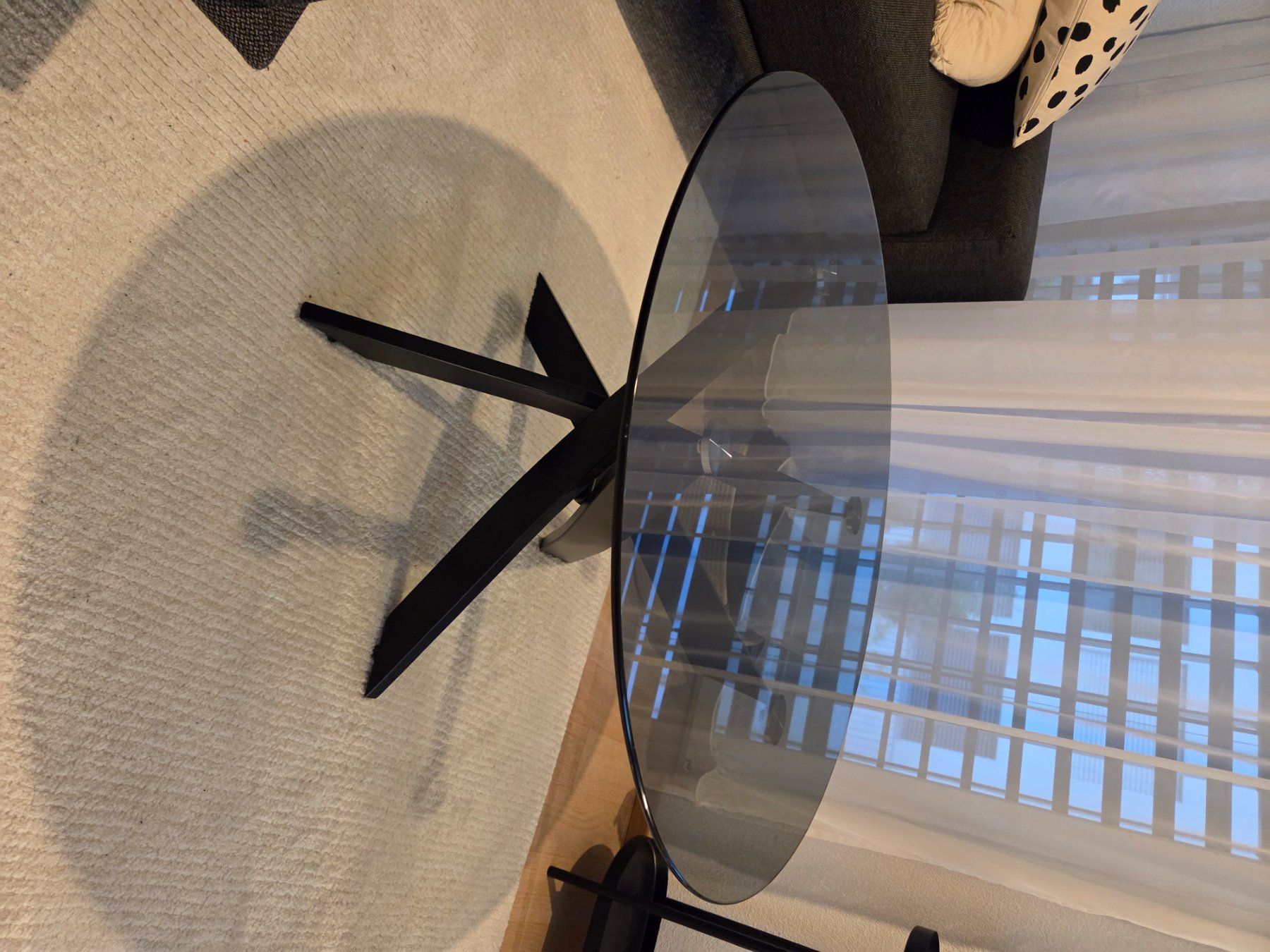 Tables: Couchtisch rund – D'occasion à Domat/Ems par man_r696
